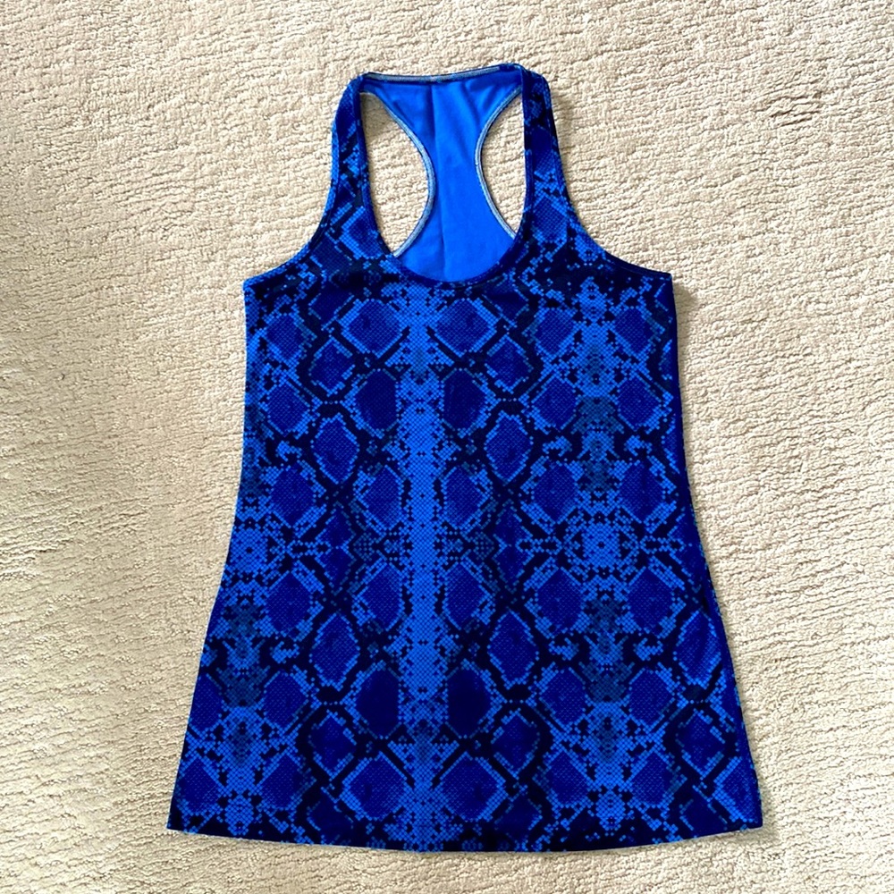 Lululemon razor back tank, like new